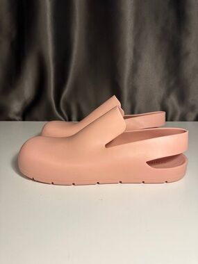 Bottega Veneta Pink Slip-On Slingback Clog